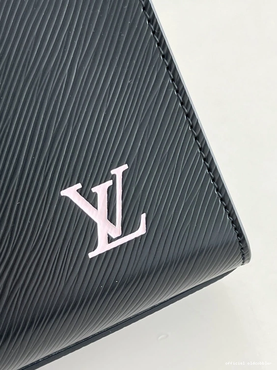 Official oldcobbler PETIT SAC VUITTON PLAT LOUIS 0717